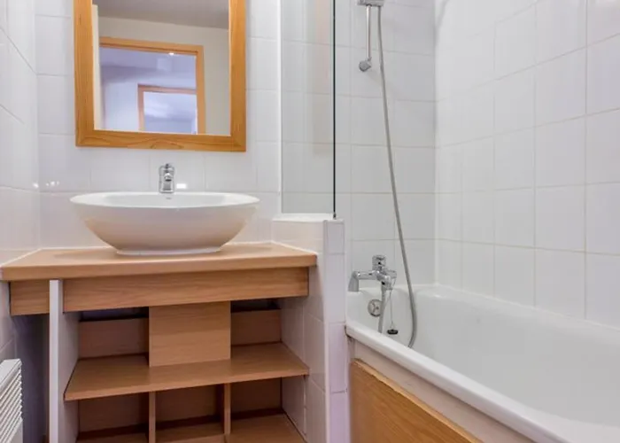 Traditionnel Avec Balcon A Plagne 1800 - Fr-1-351-52 Apartman