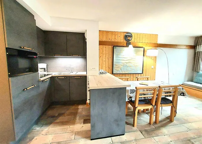 Traditionnel Avec Balcon A Plagne 1800 - Fr-1-351-52 拉普拉涅